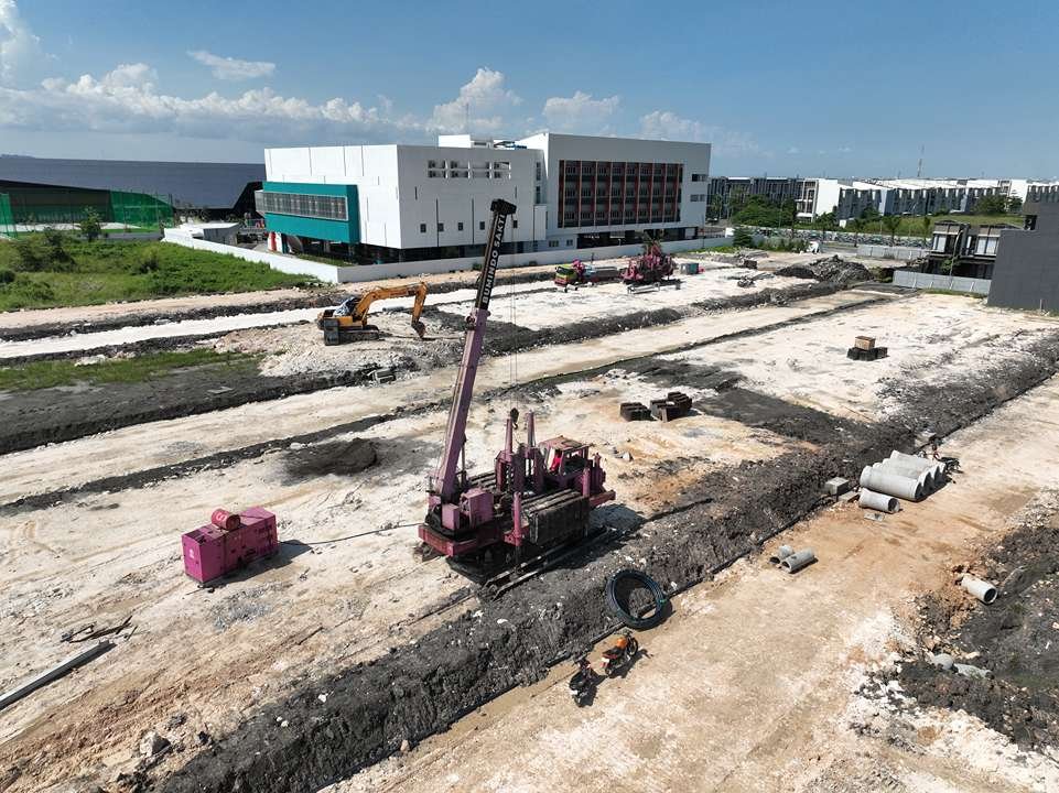 Proses Pemancangan Hydraulic Jacking PT Bumindo Sakti