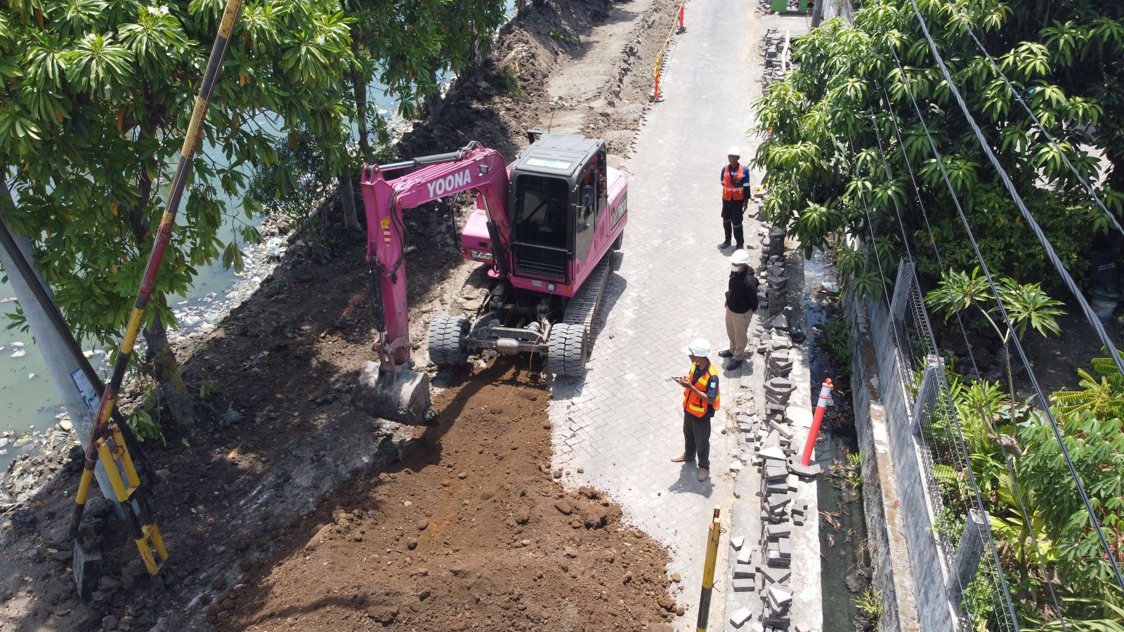 Wheel Excavator Alat Berat Serbaguna Konstruksi PT Bumindo Sakti